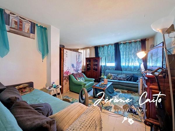 Appartement Nimes 3 pièce(s) 70,75 m2 + cave