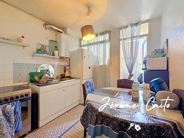 Appartement Nimes 3 pièce(s) 70,75 m2 + cave