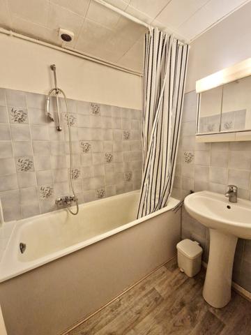 ANNECY - VIEILLE VILLE - T2 MEUBLE DE 46m²
