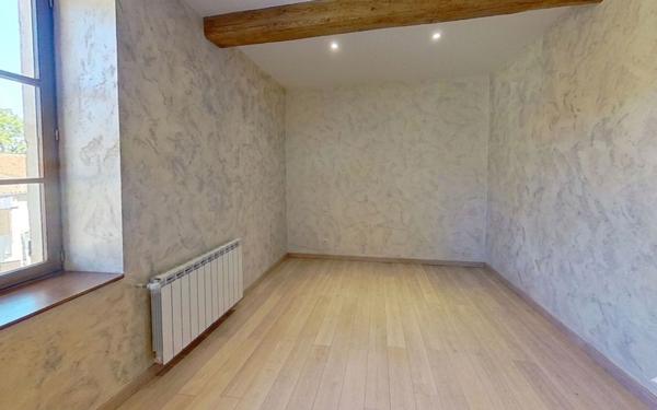 Maison à vendre    4 pièces • 109 m2 Trévoux
