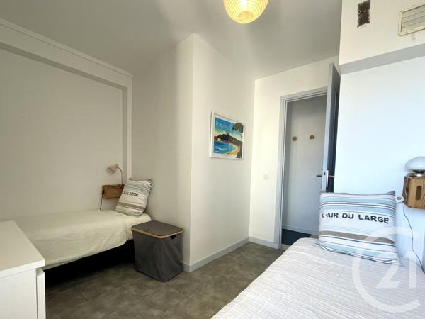 Appartement T3 à vendre  3 pièces - 48,63 m2 LE LAVANDOU - 83