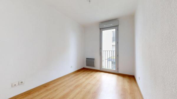 Appartement Meyzieu 3 pièces 62.5 m2 + balcon + parking - centre ville , Meyzieu