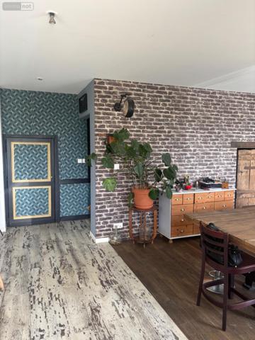 Maison à vendre à Changé dans la Sarthe (72560), ref : LMY/BIG