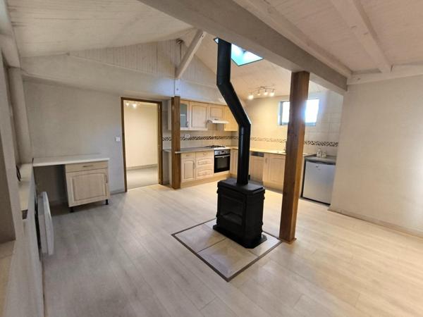 MAISON 2 CHAMBRES SUR 1072 m2 CLOTURE