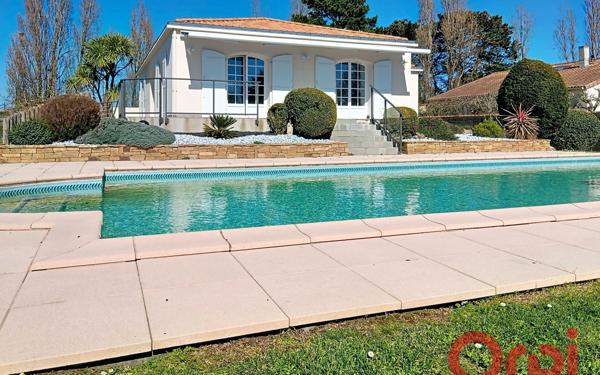 Maison à vendre    6 pièces •  Olonne-sur-Mer