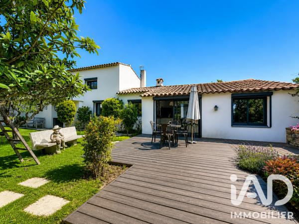 Maison à vendre 5 pièces 150 m² Peymeinade