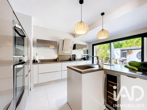 Maison à vendre 5 pièces 150 m² Peymeinade