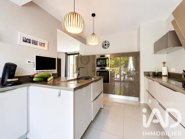 Maison à vendre 5 pièces 150 m² Peymeinade
