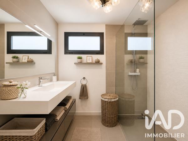 Maison à vendre 5 pièces 150 m² Peymeinade