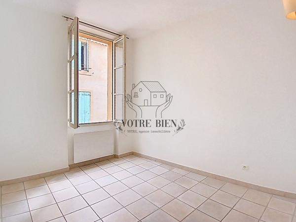 Appartement 2 pièces à louer au centre-ville de Manosque
