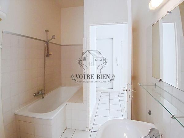 Appartement 2 pièces à louer au centre-ville de Manosque
