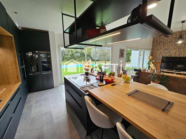 Magnifique traditionnelle refaîte à neuf