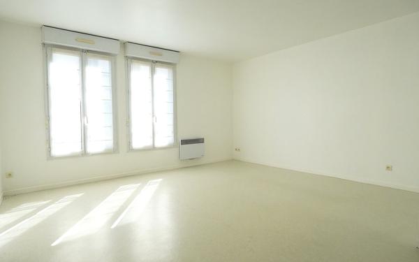 Appartement à vendre    1 pièce •  Amiens