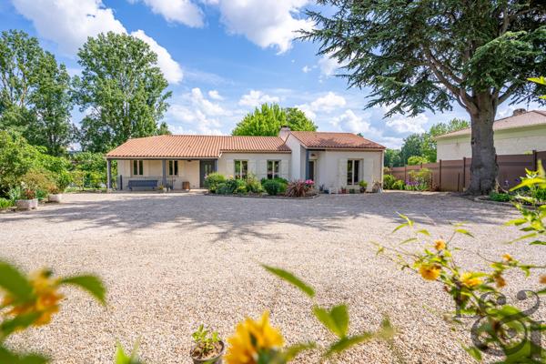 Maison bord de Lot, Sainte-Livrade-sur-Lot