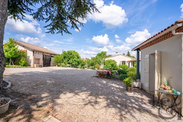 Maison bord de Lot, Sainte-Livrade-sur-Lot