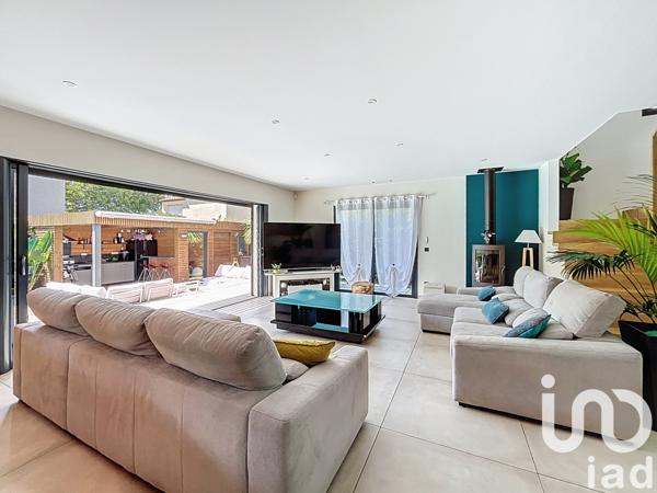 Maison à vendre 6 pièces 201 m² Alénya