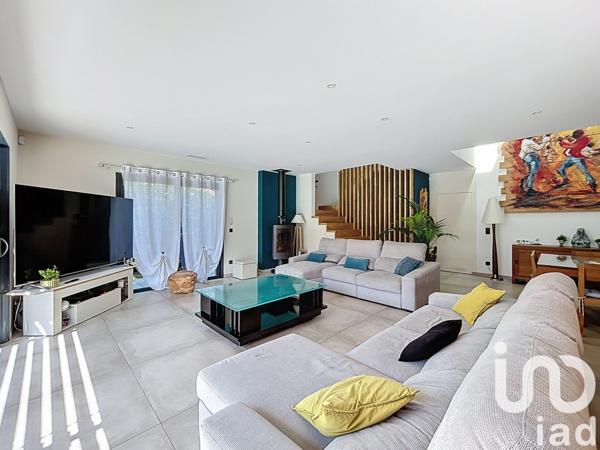 Maison à vendre 6 pièces 201 m² Alénya