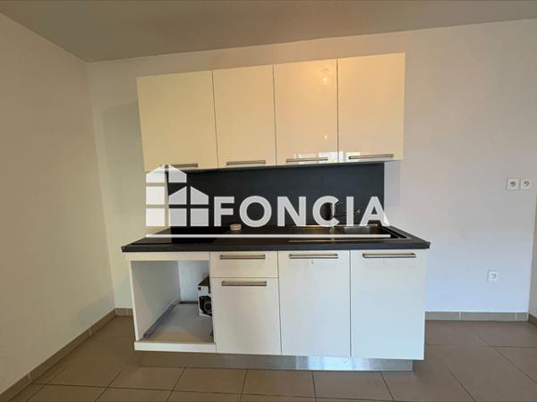 Location Appartement 3 pièces 60.37 m² - CHEMIN DE LA BILLETTE PARFUM PROVENCE Draguignan 83300
