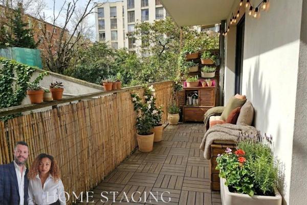 Paris 18ème - Marché de l'Olive - Superbe 2 pièces de 47.17m² loi Carrez avec balcon et parking