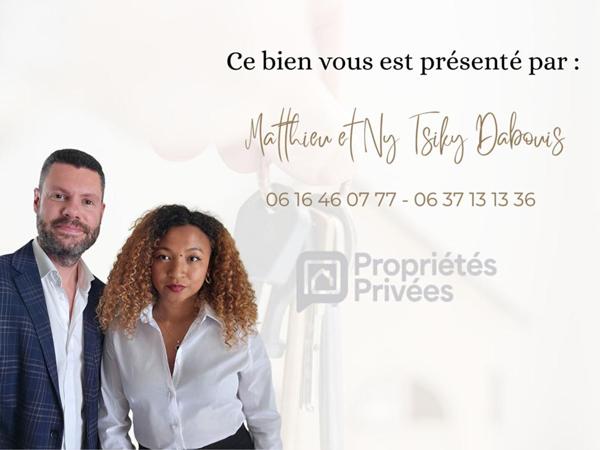 Paris 18ème - Marché de l'Olive - Superbe 2 pièces de 47.17m² loi Carrez avec balcon et parking