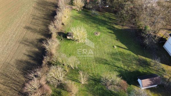Terrain Damparis 2339 m2 dans un cadre magnifique et verdoyant.