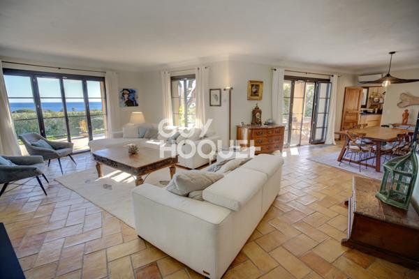 MAISON À VENDRE DE 5 PIÈCES DE 173,13 M²