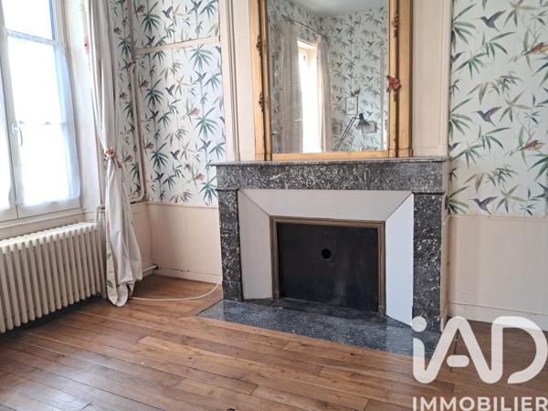 Maison à vendre 12 pièces 306 m² Auxerre