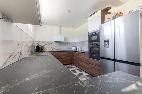 Maison Leuville Sur Orge 7 pièce(s) 150 m2