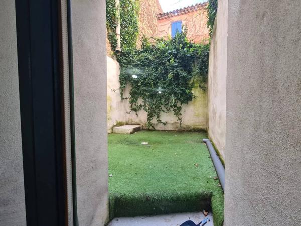 Immeuble de 4 apartments, centre de Pézenas