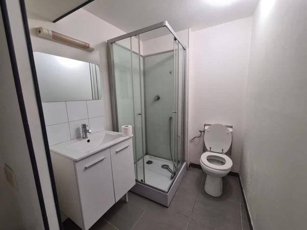 Immeuble de 4 apartments, centre de Pézenas