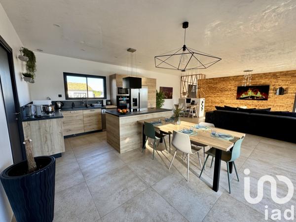 Maison à vendre 5 pièces 144 m² Nîmes-Saint-Césaire