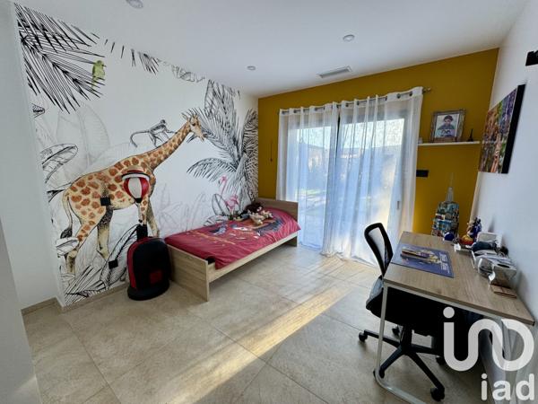 Maison à vendre 5 pièces 144 m² Nîmes-Saint-Césaire