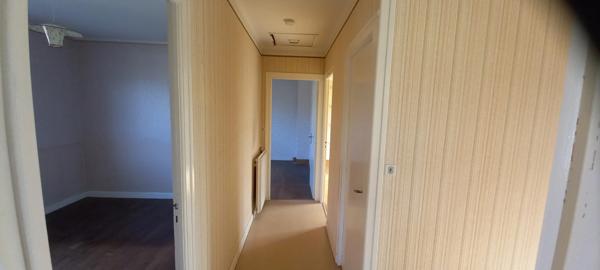 Maison 5 pièces PLOUMAGOAR (22)