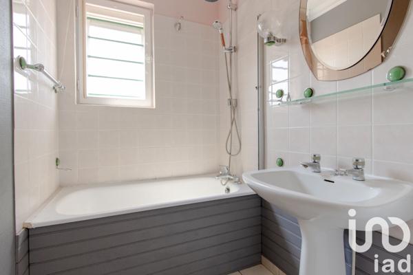 Maison à vendre 4 pièces 67 m² Faches-Thumesnil