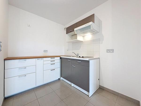 MONTPELLIER - OUEST (34) - Appartement à vendre 2 pièces 42 m2 - 1er et dernier étage - Terrasse couverte de 8 m2