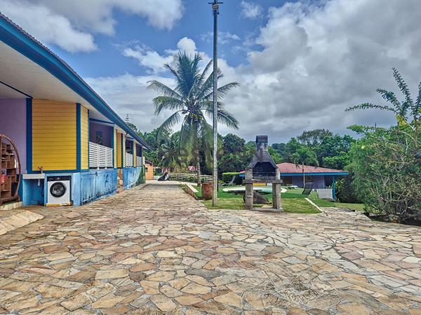 A VENDRE DOMAINE TOURISTIQUE D EXCEPTION A PETIT-BOURG