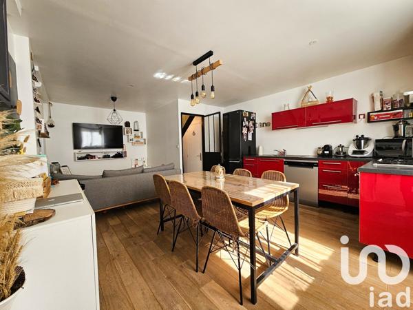 Maison traditionnelle 4 pièces de 77 m² à La Ville-du-Bois (91620)