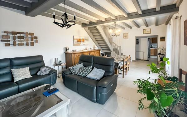 Maison à vendre    5 pièces • 128,73 m2 Urt