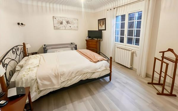 Maison à vendre    5 pièces • 128,73 m2 Urt