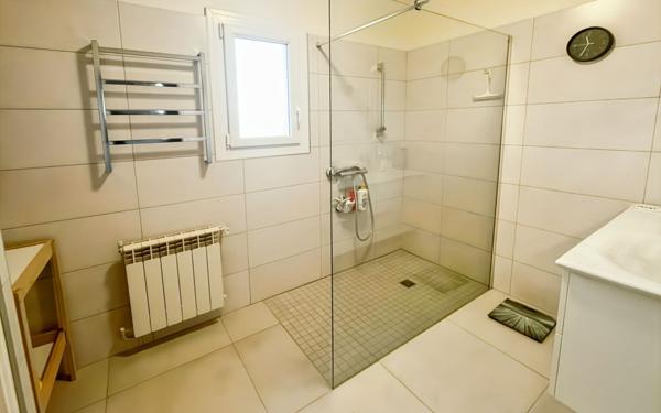 Maison à vendre    5 pièces • 128,73 m2 Urt