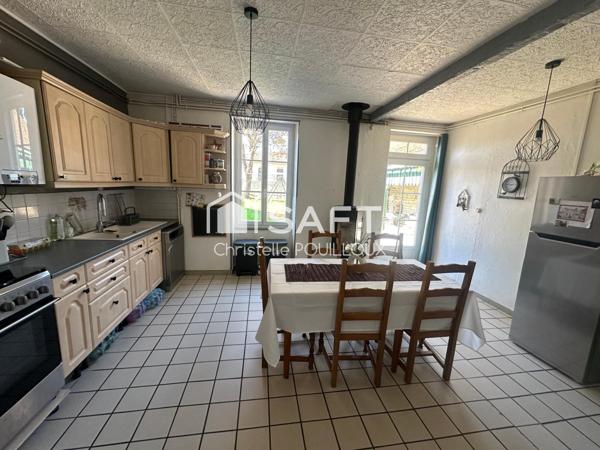 Maison,3 vastes chambres, dépendance, jardin clos