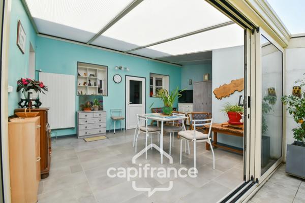 Maison à vendre de plain pied 5 pièces SAINT JEAN D'ANGELY (17) sur une parcelle de 1012m²