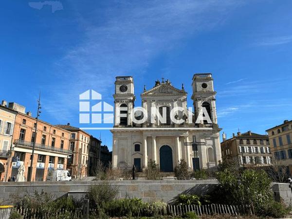 Location Local commercial 3 pièces 366.74 m² - 13 PLACE FRANKLIN ROOSEVELT Montauban 82000