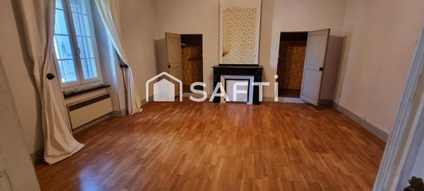 Maison de Maître au Charme Intemporel