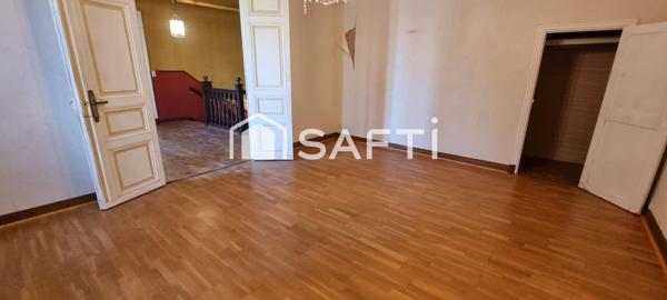 Maison de Maître au Charme Intemporel