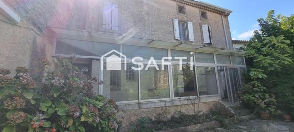 Maison de Maître au Charme Intemporel