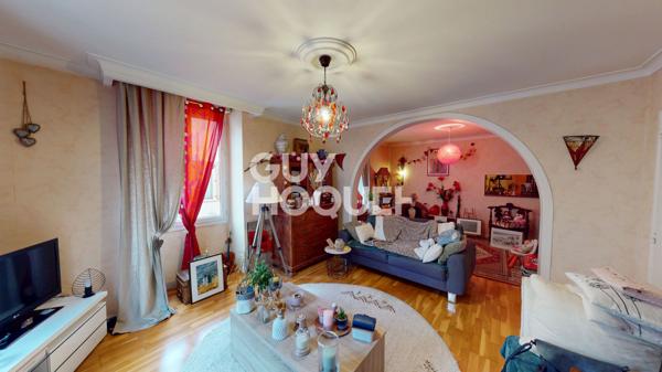 A VENDRE - Immeuble de rapport à CREST 26400