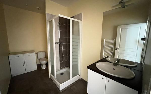 Appartement à louer    2 pièces • 50 m2 Laon