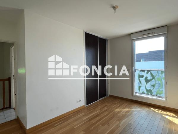 Location Appartement 4 pièces 109.87 m² - 4 PROMENADE DES SQUARES Herouville Saint Clair 14200