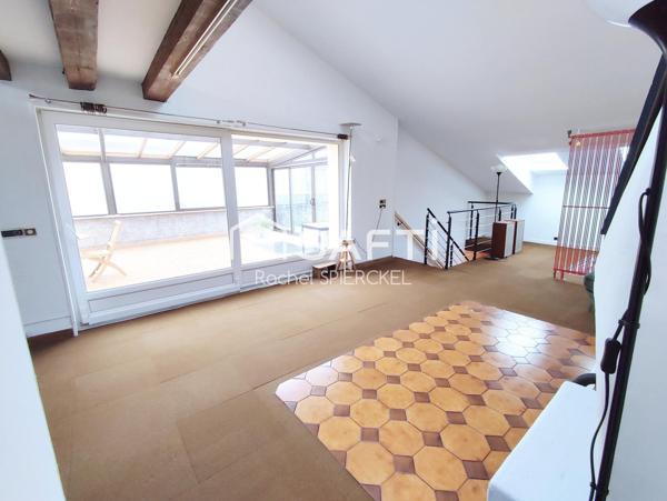 Charmante maison avec 4 chambres, 1 bureau, garage, jardin et véranda